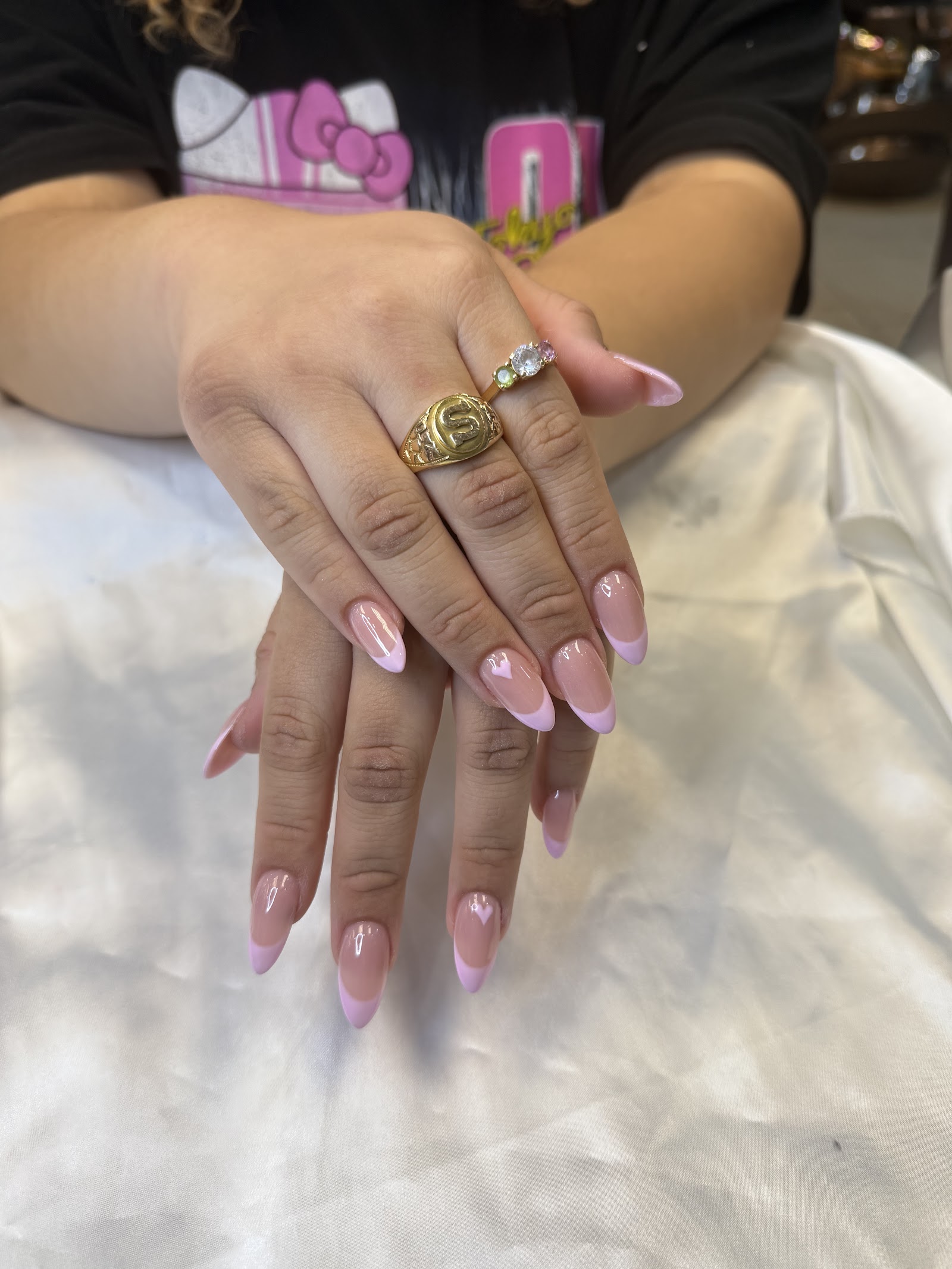 V Nail Spa nail photo 3
